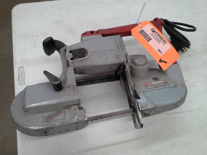 lot 561 image: Milwaukee Electric Tool Corp. Heavy Duty Band Saw