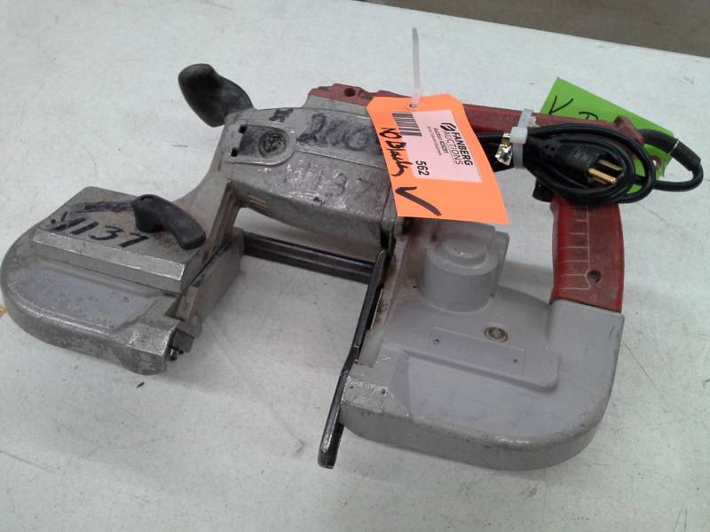 lot 562 image: Heavy Duty Band Saw