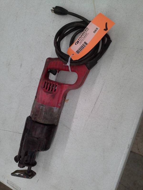 lot 565 image: Milwaukee Electric Tool Corp. Heavy Duty Sawzall