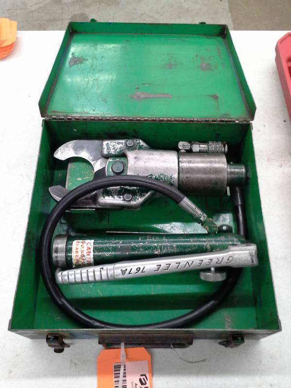 lot 580 image: Greenlee 767A Hydraulic Press with Case