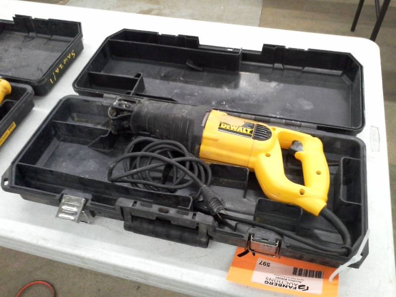 lot 597 image: DeWalt DW303 Variable Speed Reciprocating Saw 1-18in. Stroke with Case