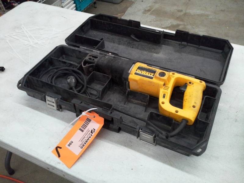 lot 596 image: DeWalt DW305 Variable Speed Reciprocating Saw with Case