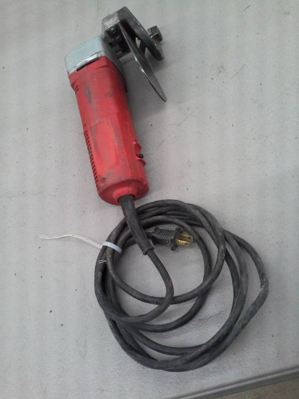 lot 621 image: Milwaukee Electric Tool Corp. 16GA Metal Shears