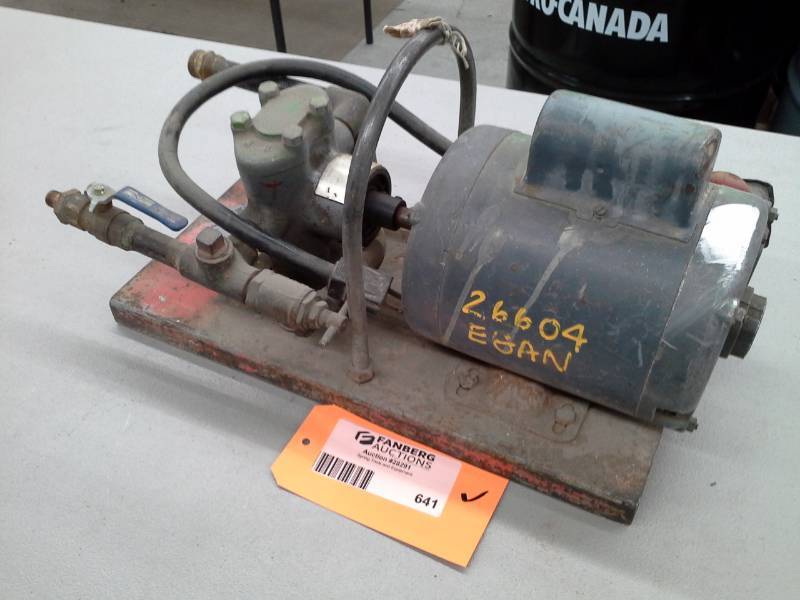 lot 641 image: Century Electric Motor