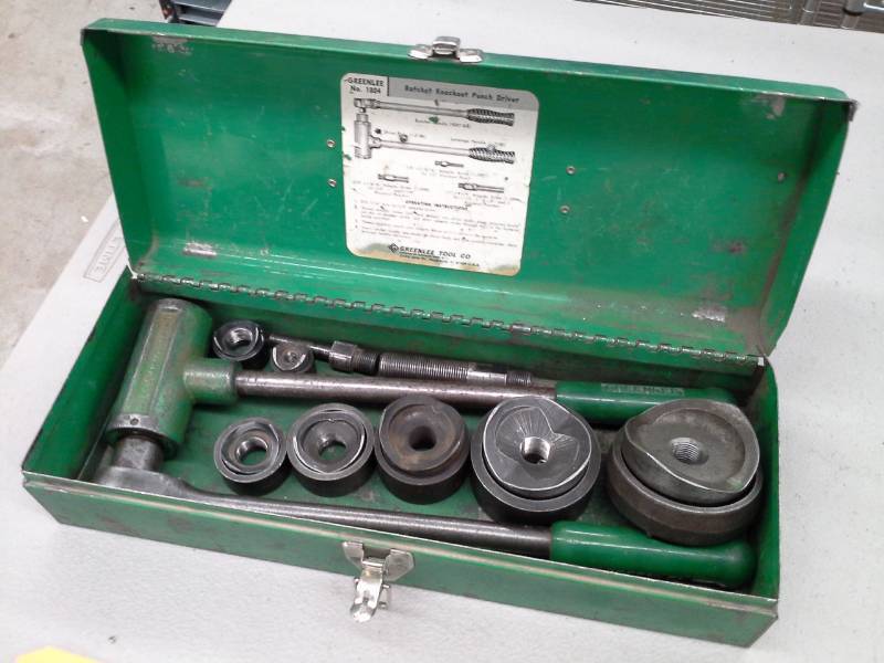 lot 649 image: Greenlee Ratchet Knockout Punch Driver Set with Case