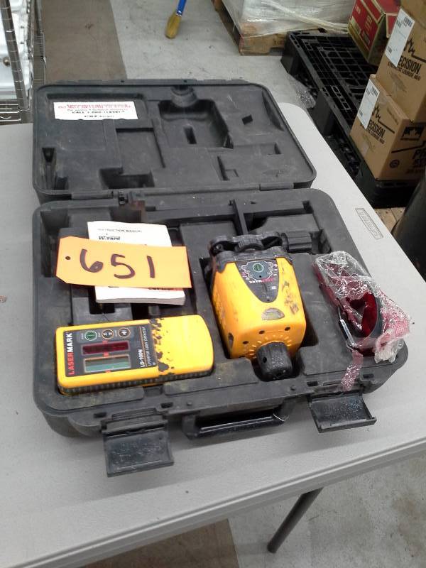 lot 651 image: Berger LazerMark Wizard LM30 Laser Level with Manual, Case