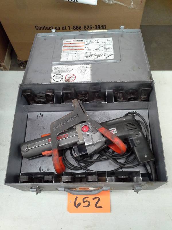 lot 652 image: Ridgid ProPress CT400 Crimp Ring and Ring Actuator with Case