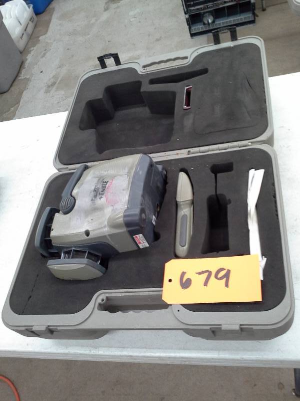 lot 679 image: Self-Leveling Remote Controlled Simultaneous Level and Plumb Rotational Laser System with Case, Manual