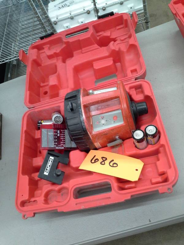 lot 686 image: Hilti PR16 PR350 620-690nm Laser with Case, Manuals