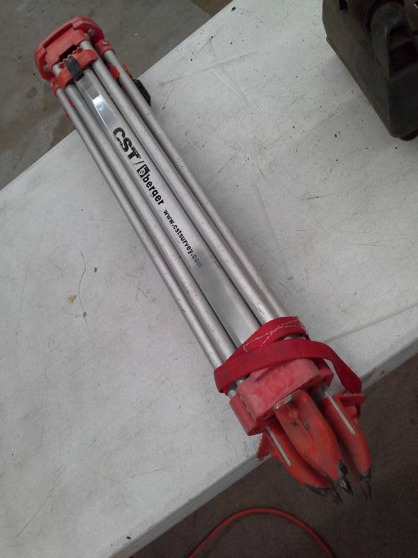 lot 694 image: Berger CST Surveyor Tripod