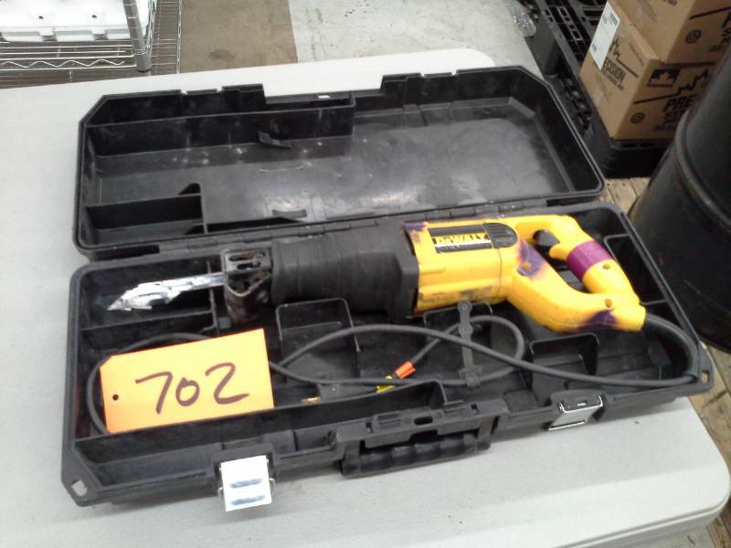 lot 702 image: DeWalt DW303 Variable Speed Reciprocating Saw with Case