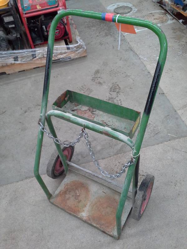 lot 529 image: 2-Wheel Torch Tank Cart with Tray, Tank Chains