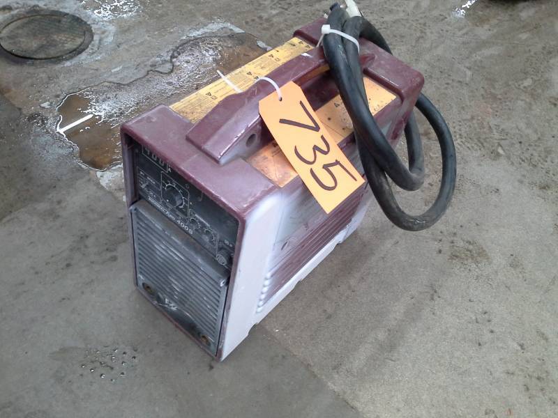 lot 735 image: Thermal Arc 400S DC Inverter 400A Arc Welder