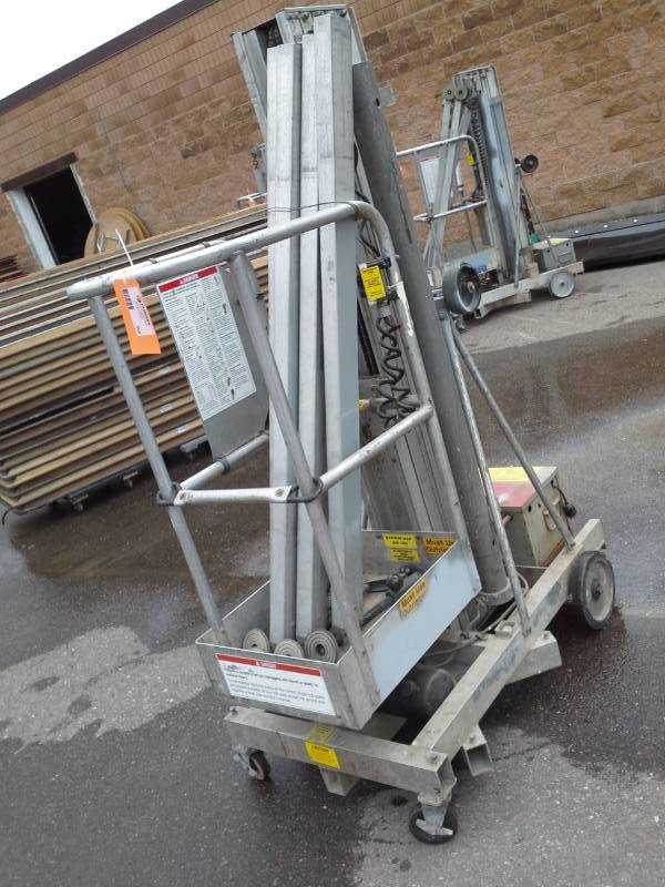 lot 504 image: Genie PLC-24 Manlift