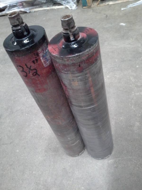 lot 908 image: Pair of Used Hilti Diamond Core Bits