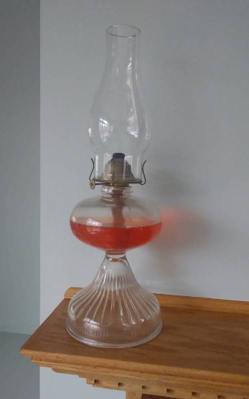lot 5 image: 17 Inch Oil Lamp By P. & A. Manufacturing