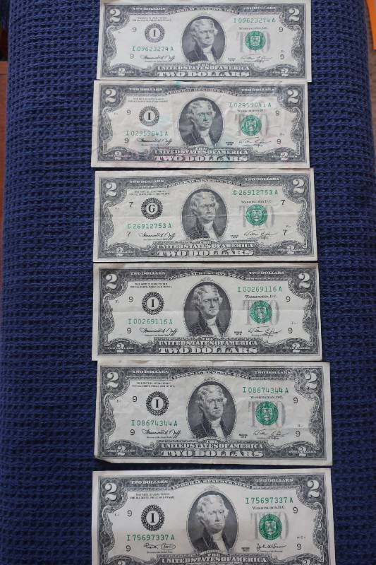 6 $2 Bills
