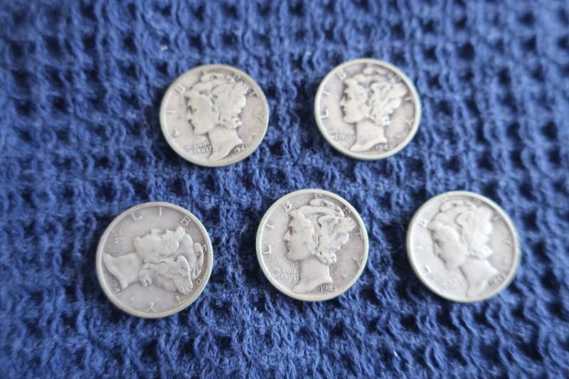 5 Mercury Dimes - 1941-1945