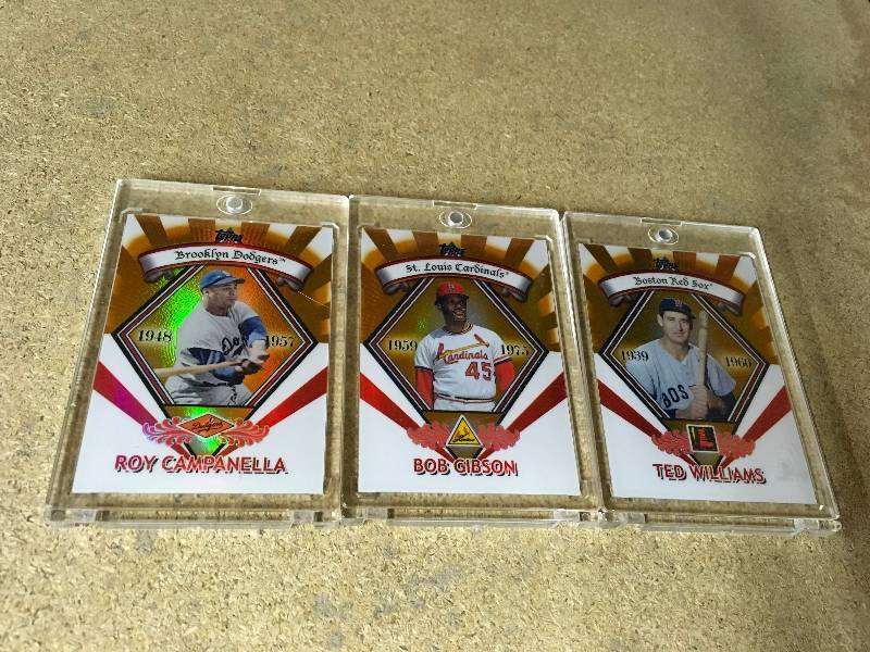 3 Topps MLB Refractor Cards