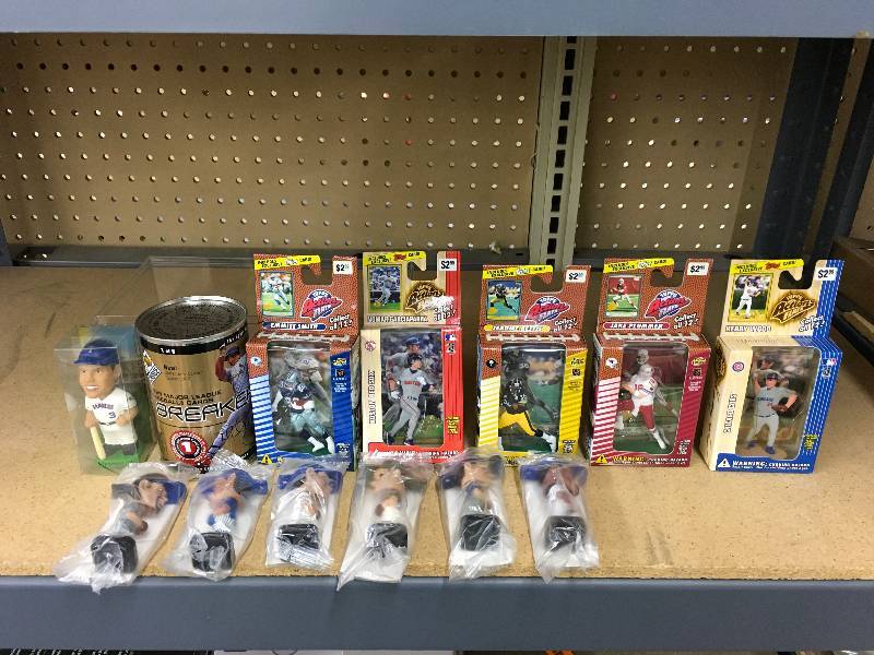Topps Action Flats, MLB Mini Bobble Heads, 1999 Upper Deck MLB Cards