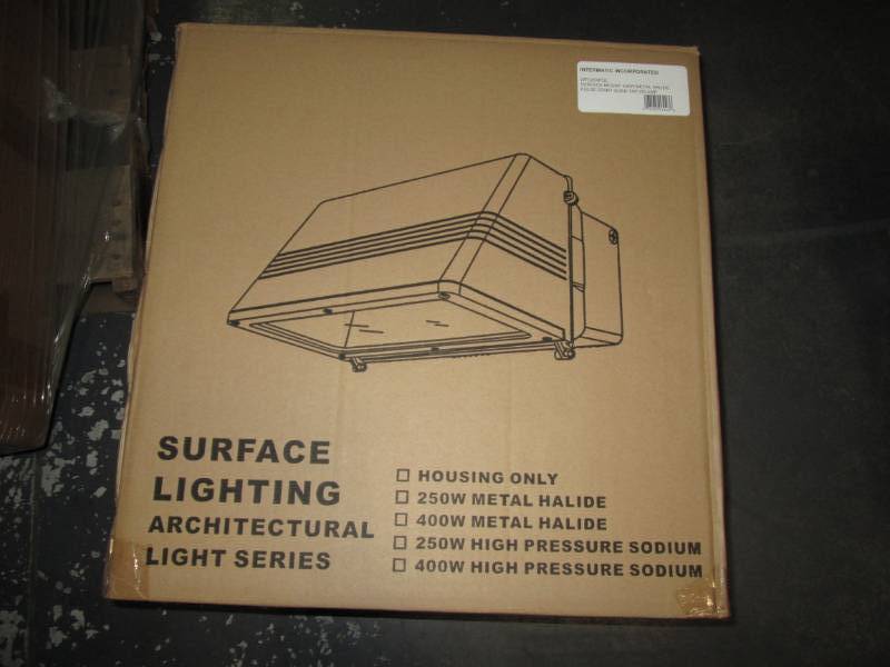lot 60 image: Intermatic surface mount Metal Hali...