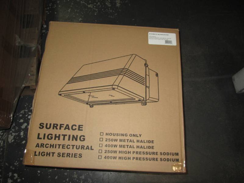 lot 65 image: Intermatic surface mount Metal Hali...