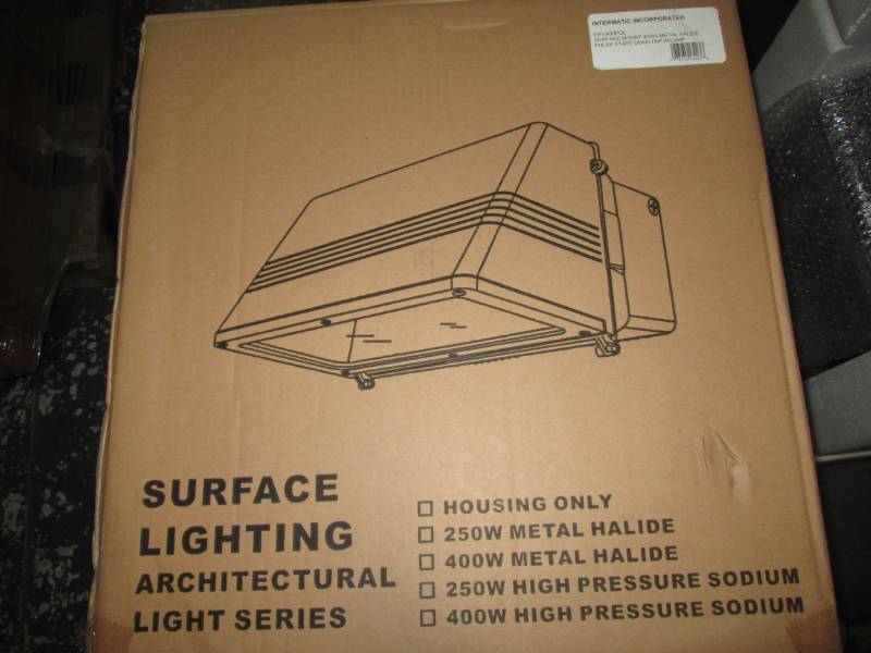 lot 69 image: Intermatic surface mount Metal Hali...