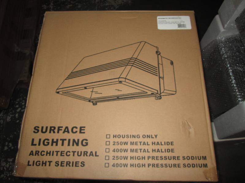 lot 72 image: Intermatic surface mount Metal Hali...
