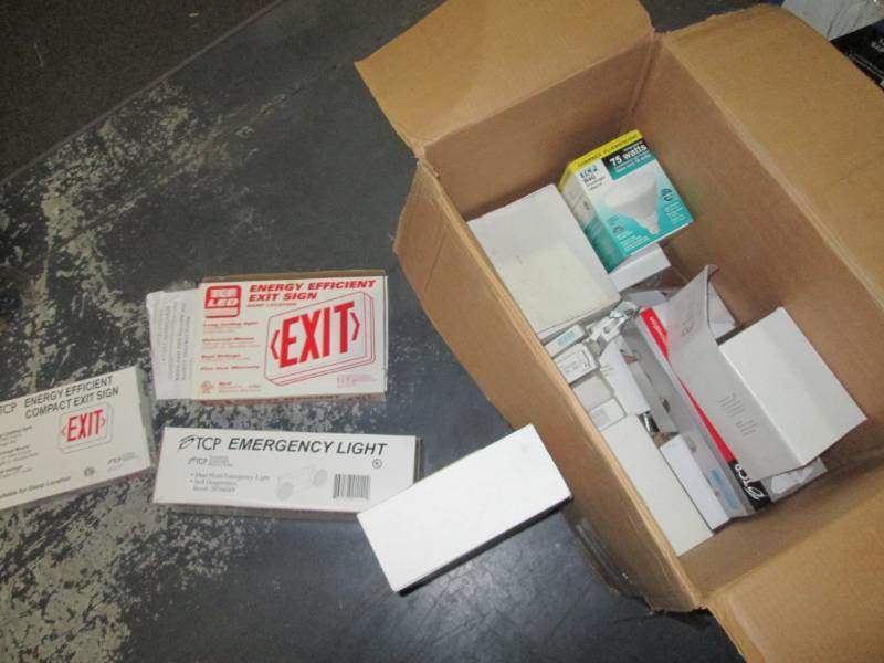 lot 140 image: Lot of exit signs and light accesso...