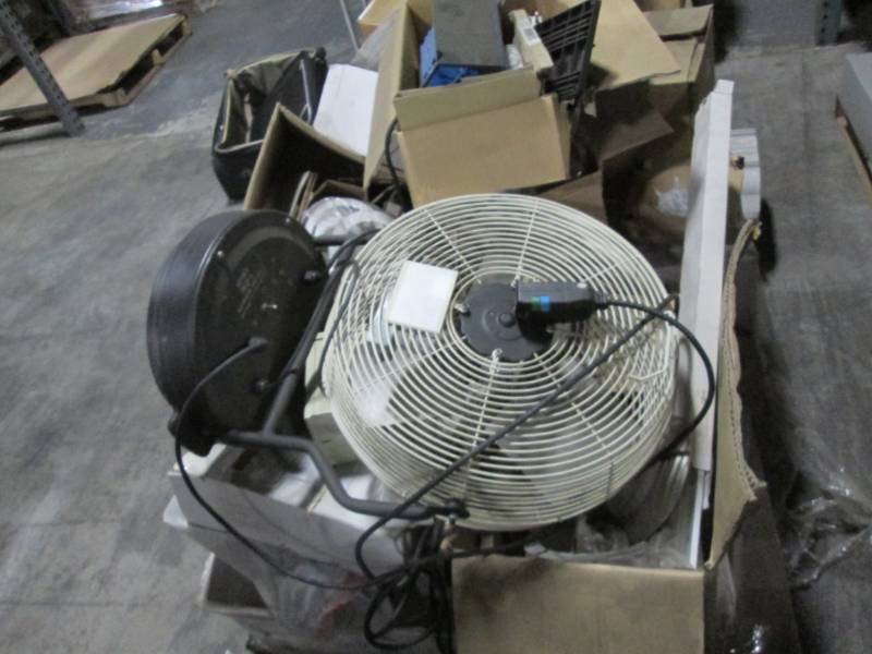 lot 150 image: Pallet of lighting and fans...