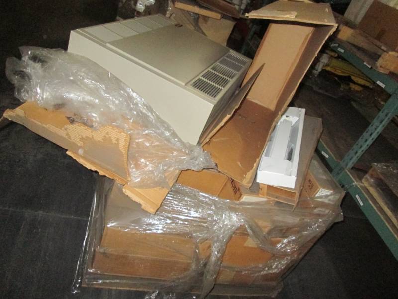 lot 156 image: High Value pallet of electric baseb...