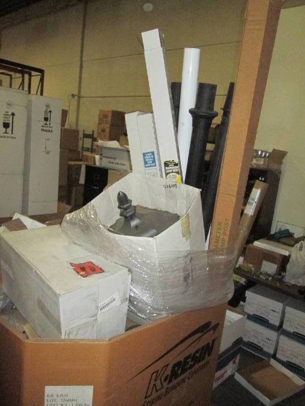 lot 184 image: Pallet of posts and lights...