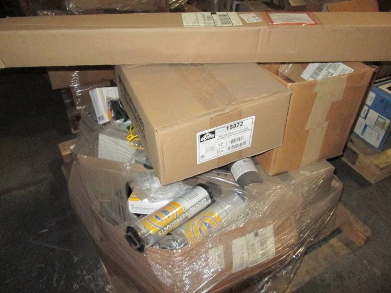 lot 201 image: Pallet of light fixtures, grounding...