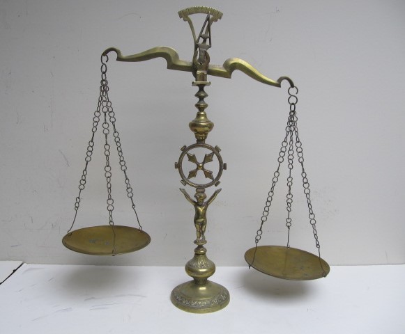 lot 76 image: Large Vintage Solid Brass Balance Scale