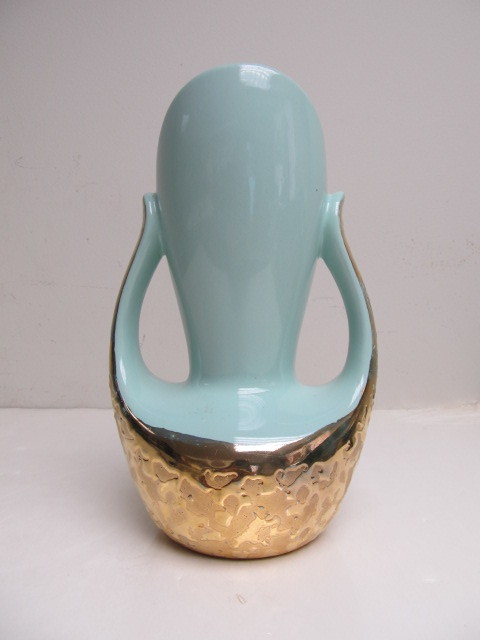 lot 47 image: Mid Century Blue & Gold Art Pottery Handled Vase