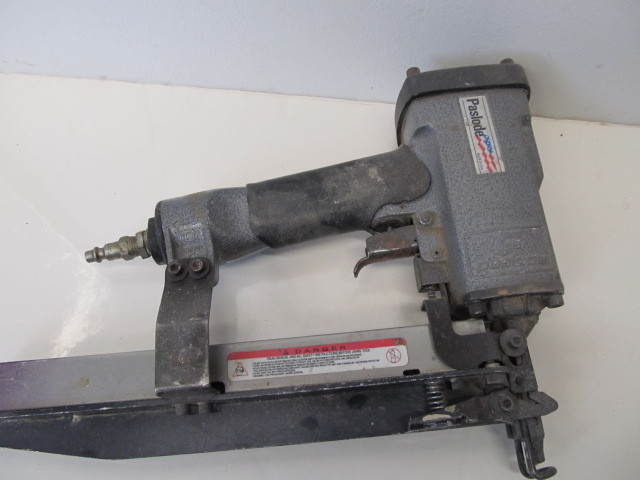 lot 168 image: Group of Air Tools