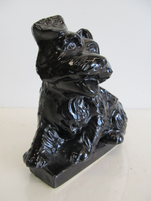 lot 221 image: Vintage Black Ceramic Scottie Dog Planter