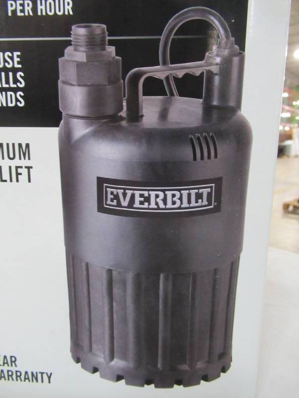 lot 6 image: Everbilt 410 HP Submersible Waterfall Utility Pump, SUP80-HD - NEW IN BOX.