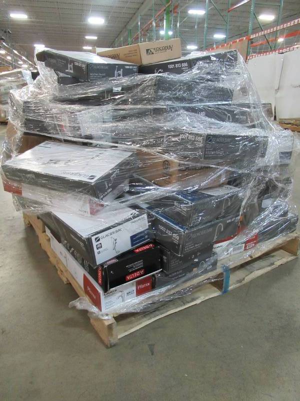 lot 9 image: WHOLESALE MIXED PALLET OF RETURNS - BATHROOM & KITCHEN FAUCETS