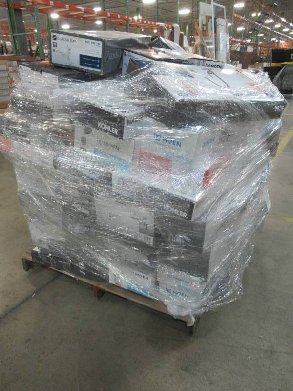 lot 173 image: WHOLESALE MIXED PALLET OF RETURNS - BATHROOM & KITCHEN FAUCETS