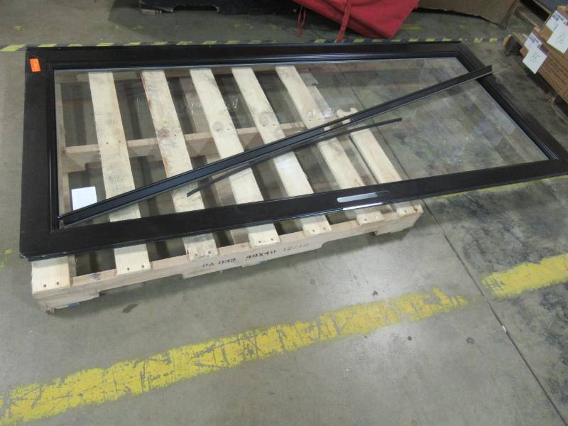 lot 88 image: Sliding Patio Door for Jeld-wen LOWOLJW220100040, Black Frame. - Replacement door only