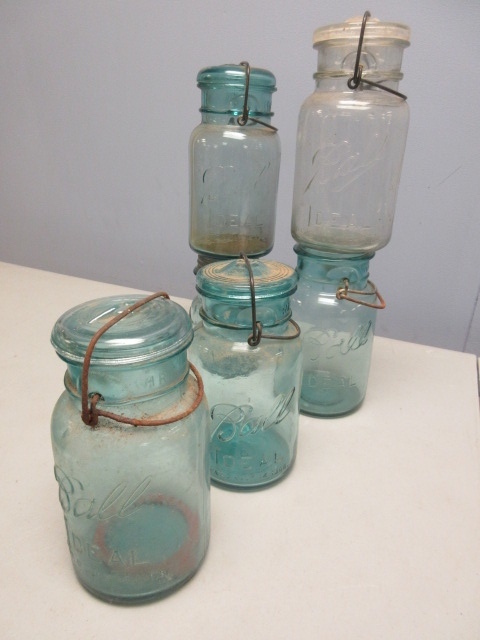 lot 337 image: BALL IDEAL JARS