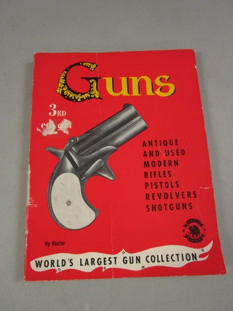 lot 369 image: AMERICAN RIFLEMAN, MINNESOTA NATURALIST MAGAZINE COLLECTIONS AND OTHER PRINT COLLECTIBLES