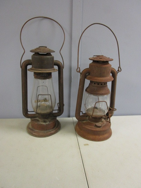 lot 325 image: VINTAGE PROPANE LANTERNS