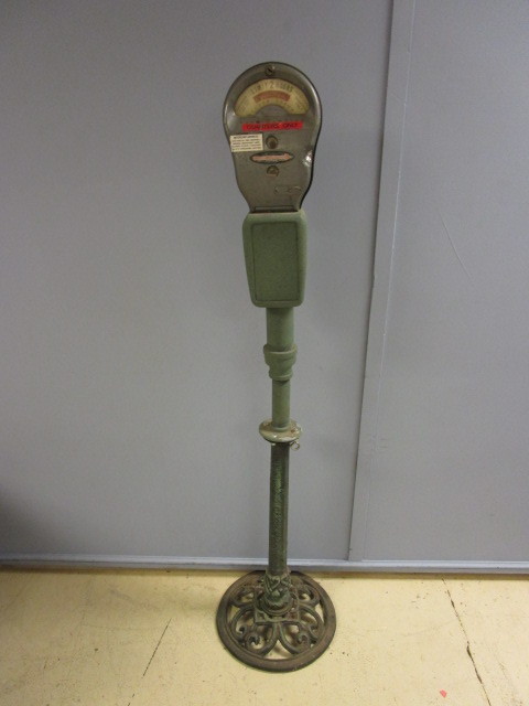 lot 304 image: PARKING METER