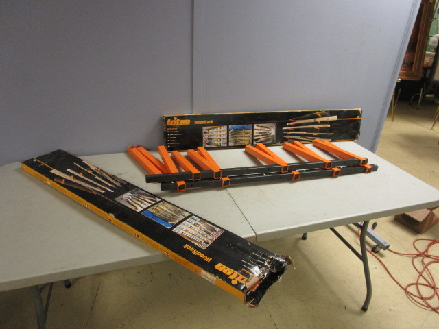 lot 286 image: TRITON WALL MOUNTED RACKING SYSTEM