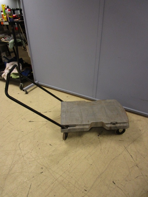 lot 392 image: TRANSPORT CART