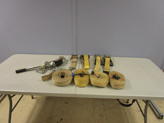 lot 400 image: HEAVY DUTY TIE-DOWN STRAPS AND COME-ALONG