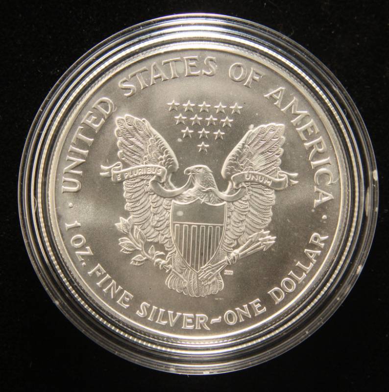 1994 AMERICAN SILVER EAGLE 1 TROY OZ. .999 FINE SILVER IN AIRTITE