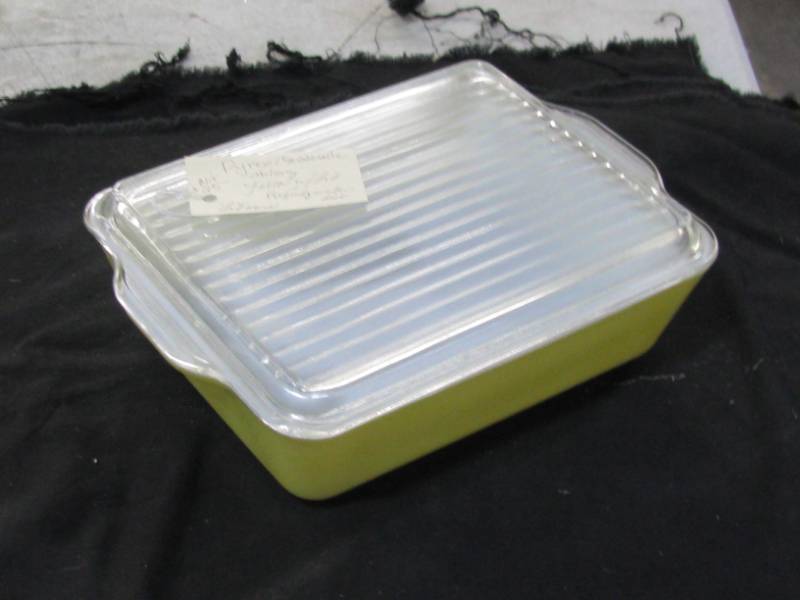 Pyres Yellow Refrigerator Dish